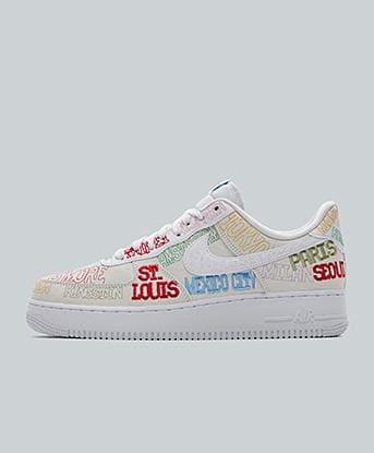 Nike Air Force 1 Low LV8 Graffiti 'On Tour' Trainer in White / Multi / White