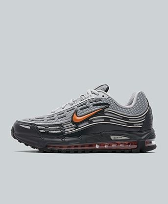 Nike Air Max TL 2.5 Trainer in Smoke Grey / Hot Curry / Charcoal