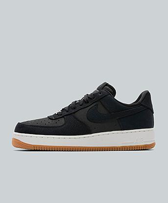 Black / White / Gum