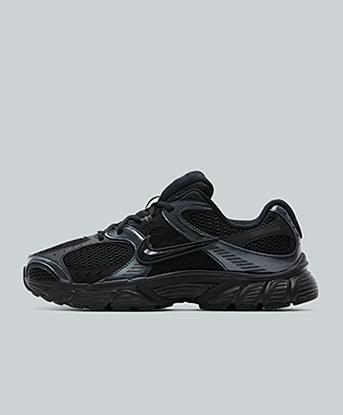 Black / Black / Black