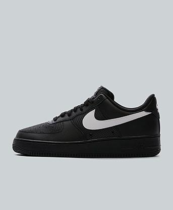 Nike Air Force 1 '07 LV8 Tech Trainer in Black / White / Black