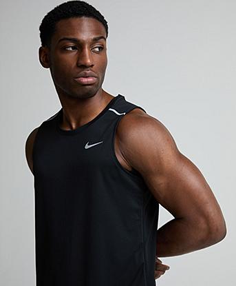 Nike Dri-FIT Miler Tank Top in Black / Black / Reflective