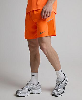 Nike Dri-FIT Miler 7 Inch Brief-Lined Short in Total Orange / Safety Orange / Reflective Silver