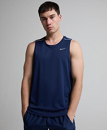 Nike Dri-FIT Miler Tank Top in Midnight Navy / Reflective Silver
