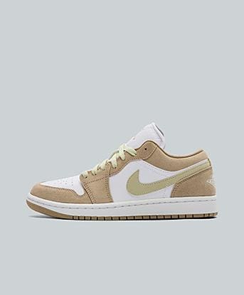 Jordan Womens Air Jordan 1 Low Trainer in Khaki / White / Olive