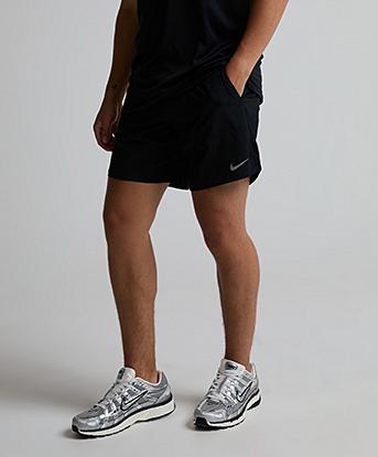 Nike Dri-FIT Stride 7 Inch Briefs-Lined Running Short in Black