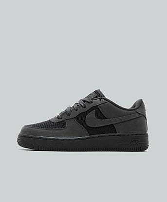 Nike Junior Air Force 1 Low Trainer in Anthracite / Off-Noir / Anthracite