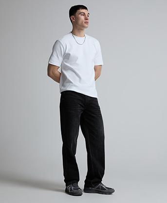 Celebre Straight Fit Jean 001  in Black Wash