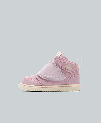 Jordan Nursery Sky Jordan 1 Trainer in Iced Carmine / Anthracite / Pink Foam