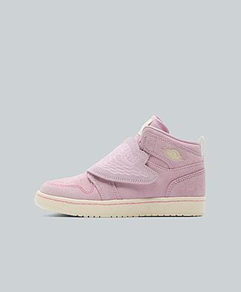 Jordan Infant Sky Jordan 1 Trainer in Iced Carmine / Anthracite / Pink Foam