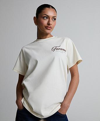 Forena  Womens Regal Daze Relaxed T-Shirt in Snow Pearl