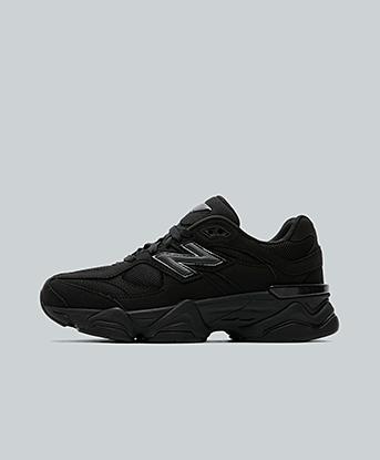New Balance Junior 9060 Trainer in Black / Phantom BB