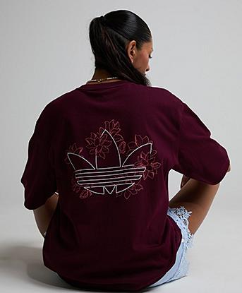 adidas Originals Womens Lace Oversized Trefoil T-Shirt in Maroon