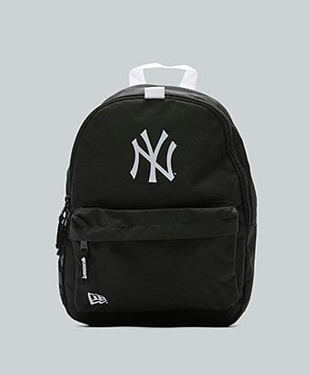 New Era New York Yankees Mini Backpack in Black / White