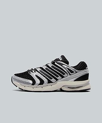 Core Black / Silver Metallic / Grey One