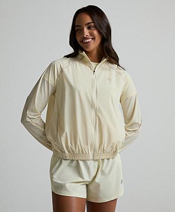 Montirex Womens Radiance Windbreaker in Vanilla Foam / Maple Wood