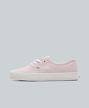 Vans Womens Authentic Trainer in Petal Pink