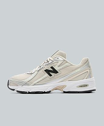 Timberwolf Beige / Black  / White