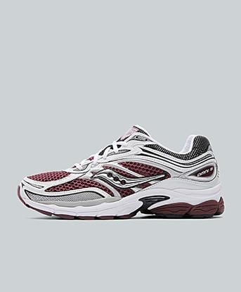 Saucony ProGrid Omni 9 Trainer in White / Silver / Maroon
