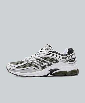 Saucony ProGrid Omni 9 Trainer in White / Olive / White