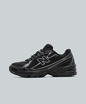 Black / Silver Metallic