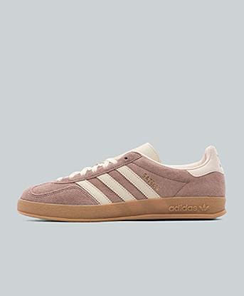 adidas Originals Gazelle Indoor Trainer in Trace Brown / Warm Vanilla / Gum