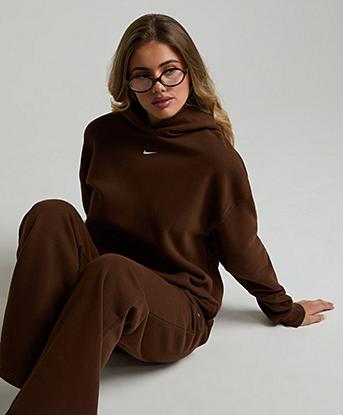 Nike Womens Studio Fleece Oversize Hoodie in Cacao Wow / Sail