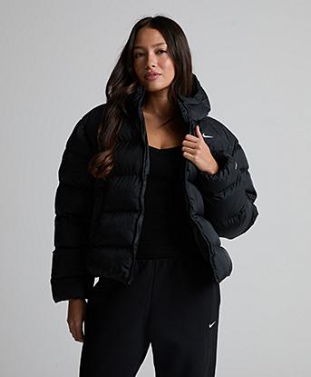 Black / Sail
