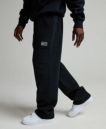 Nike Street Fleece Open Hem Pant in Black