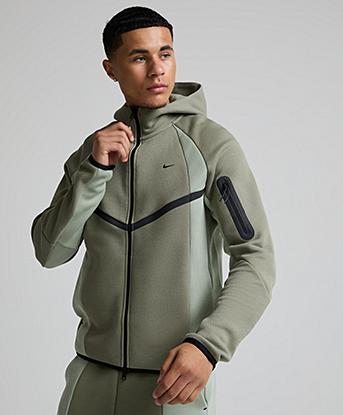 Nike Tech Fleece Windrunner Pro Hoodie in Silver Sage / Jade Horizon / Black