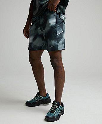 Nike Dri-FIT Miler 7 Inch Brief-Lined AOP Short in Black / Smoke Grey / Reflective Silver