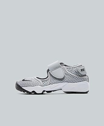 Wolf Grey / Black / White