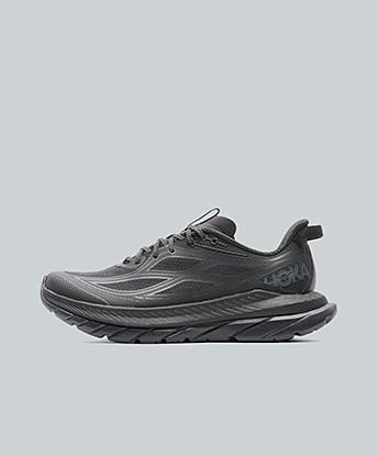 Hoka Womens Mach Remastered Trainer in Obsidian / Obsidian