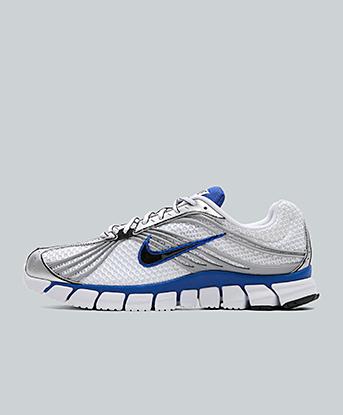 Nike Skylon 11 Trainer in White / Royal Blue / Black