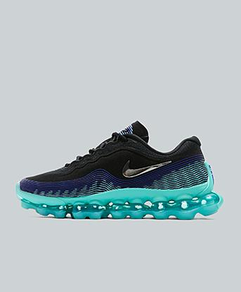 Nike Air Max Liquid Trainer in Black / Metallic Silver / Radiant Blue