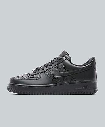 Nike Air Force 1 07 Edge Trainer in Star / Black / Black