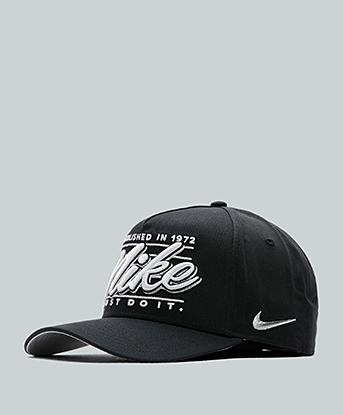 Black / Black / Light Smoke Grey Silver