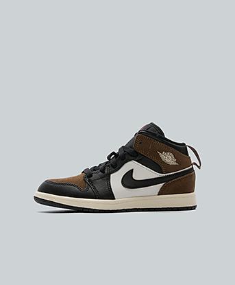 Jordan Infant Air Jordan 1 Mid Trainer in Black / Phantom / Palomino / University Red