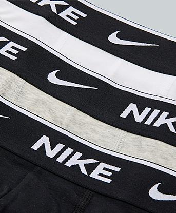 Nike 3 Pack Everyday Cotton Stretch Trunk in White / Grey Heather / Black