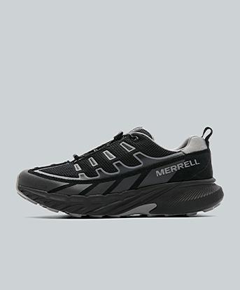 Merrell Agility Trail Trek Trainer in Black / Grey / Black