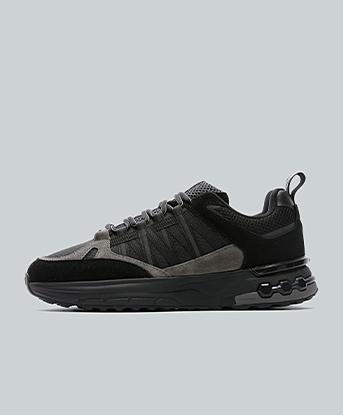 Cruyff Zephr Trainer in Black / Grey / Black