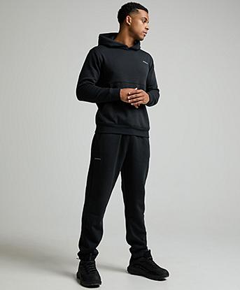 Merrell Momentum Jogger in Black