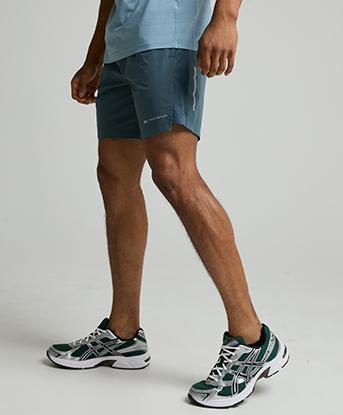 Monterrain Rush 2.0 Woven Running Short in Twilight Graphite