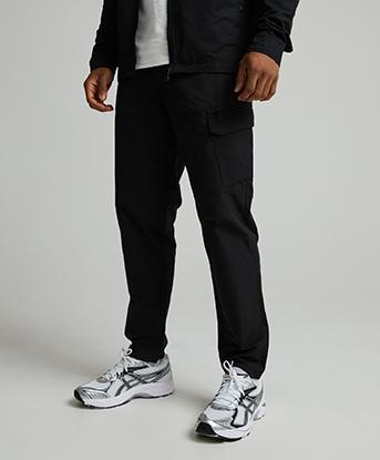 Alessandro Zavetti Ferruccio 2.0 Woven Cargo Pant in Black