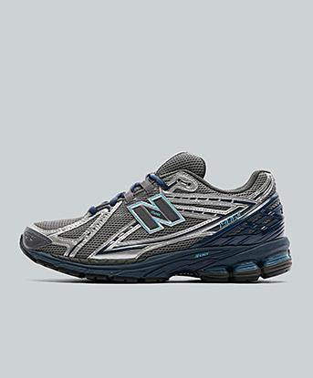 New Balance 1906R Trainer in Grey