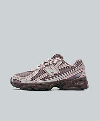 Pebble / Pink Chalk