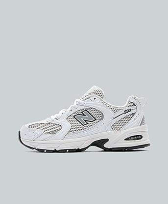 New Balance Womens 530 Trainer in White / Silver Metallic / Black