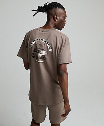 Nike Treat Your Sole T-Shirt in Mink Brown