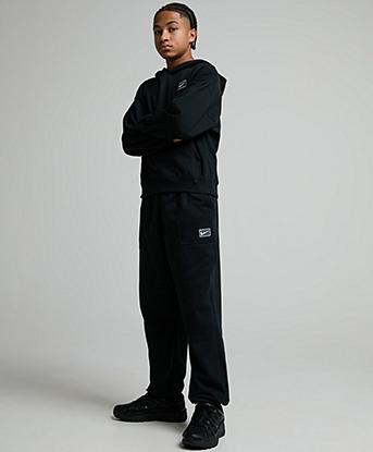 Nike Junior Street Fleece Oversize Overhead Hoodie in Black