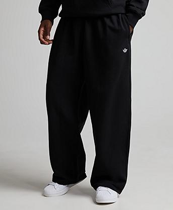 adidas Originals Essential Open Hem Pant in Black
